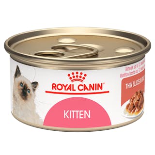 Kitten thin slices in gravy